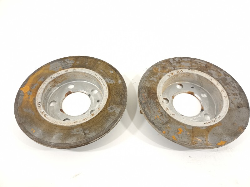 Recambio de disco freno trasero para seat arona xperience referencia OEM IAM 2Q0615601H  