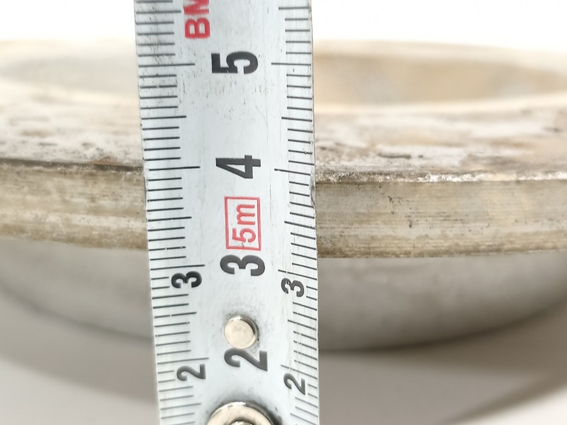 Recambio de disco freno trasero para seat arona xperience referencia OEM IAM 2Q0615601H  