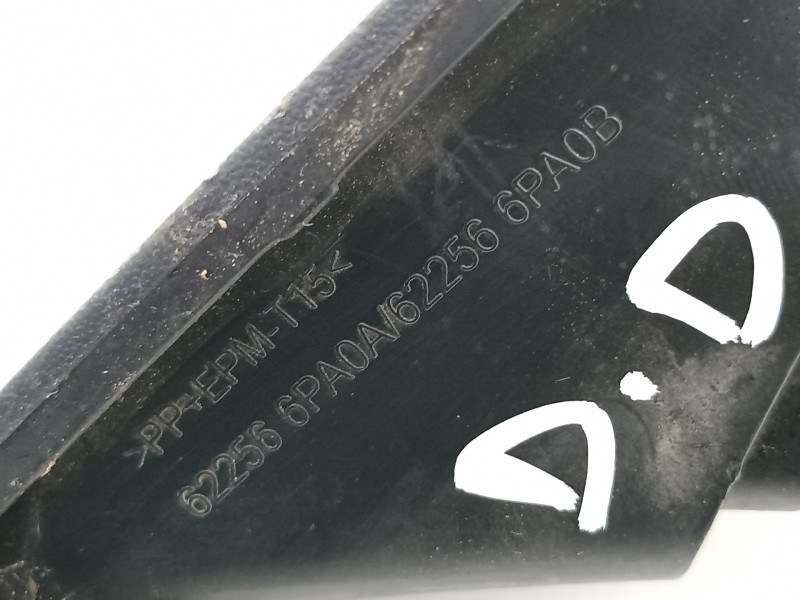 Recambio de rejilla paragolpes derecha para nissan juke (f16) referencia OEM IAM 622566PA0  