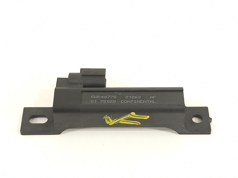 Recambio de amplificador para nissan juke (f16) referencia OEM IAM 5WK48775  