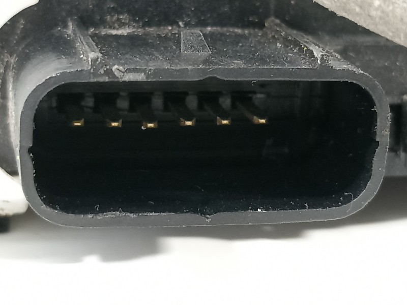 Recambio de cerradura puerta delantera izquierda para hyundai ix35 classic 2wd referencia OEM IAM 813102Y000  
