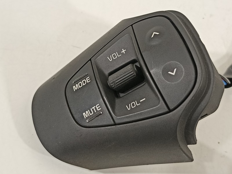 Recambio de mando volante para kia carens ( ) business referencia OEM IAM 56100A4530 580315012411 