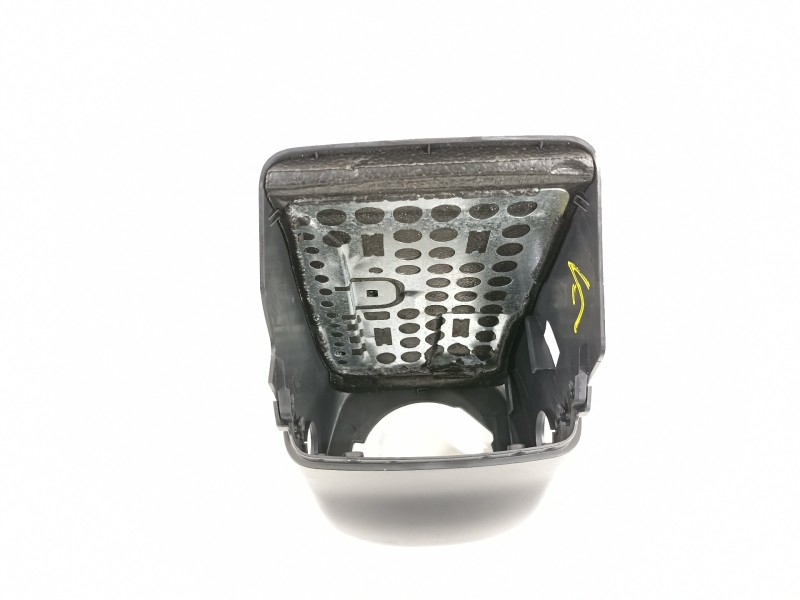 Recambio de moldura para seat arona xperience referencia OEM IAM 6F0858559 6F0858560A 