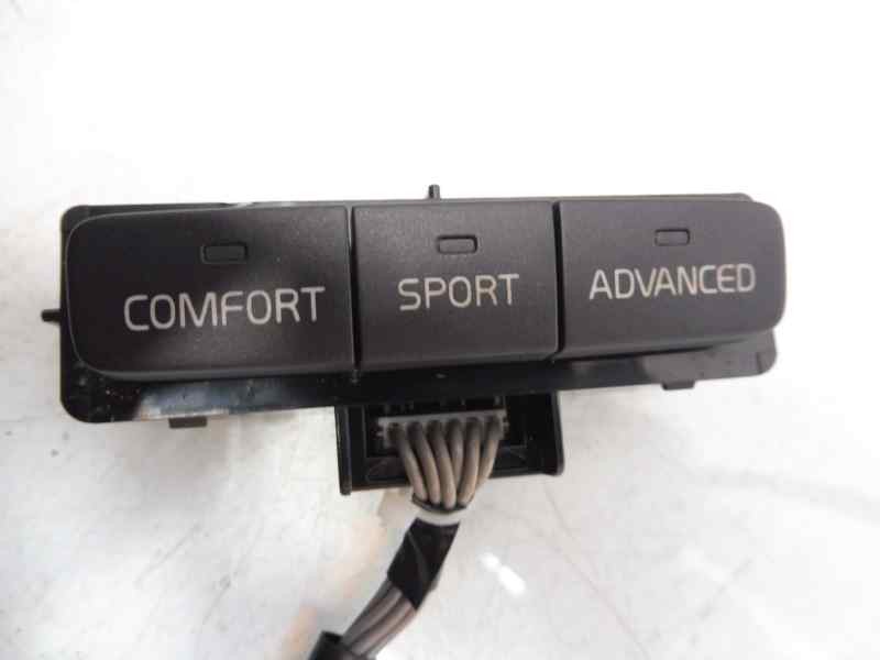 Recambio de mando multifuncion para volvo xc70 summum awd referencia OEM IAM 30724234  