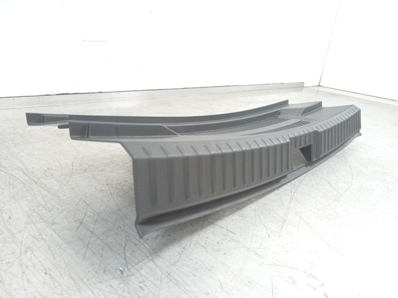 Recambio de moldura para seat ibiza (kj1) fr referencia OEM IAM 6F0863459E  