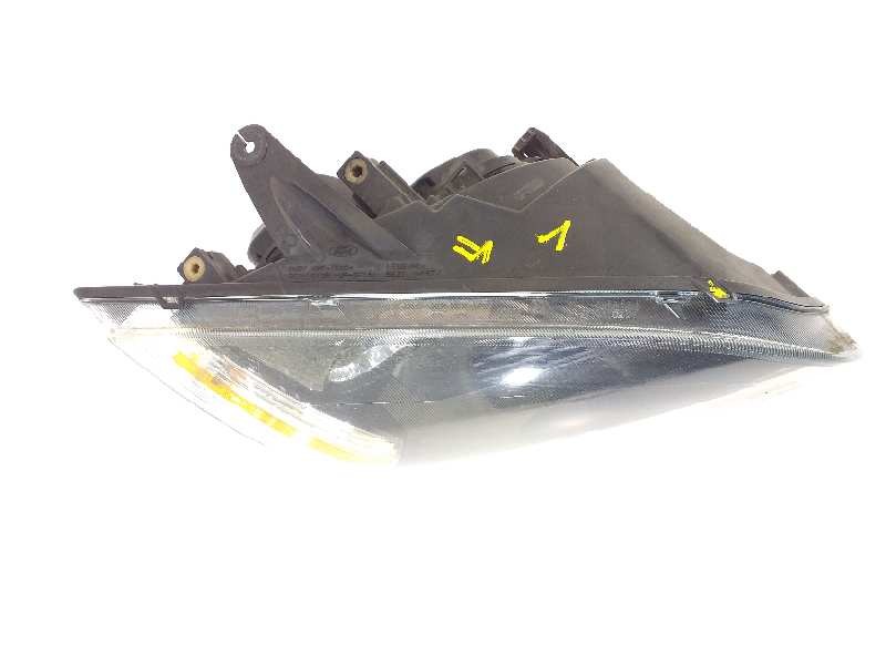 Recambio de faro derecho para ford focus berlina (cap) ambiente (d) referencia OEM IAM   