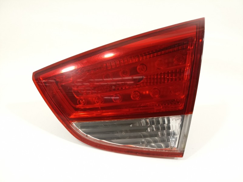 Recambio de piloto trasero derecho para hyundai ix35 classic 2wd referencia OEM IAM 924062Y0  