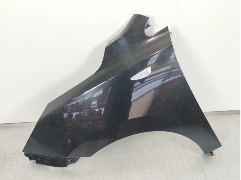 Recambio de aleta delantera izquierda para hyundai ix35 classic 2wd referencia OEM IAM 663112S000  