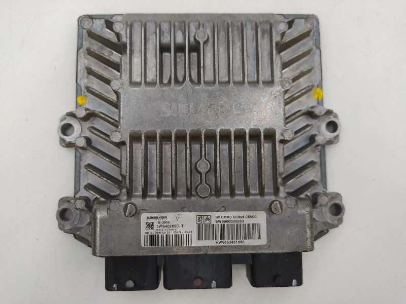 Recambio de centralita motor uce para citroën c2 furio referencia OEM IAM 9660300280 9653451880 5WS40285C