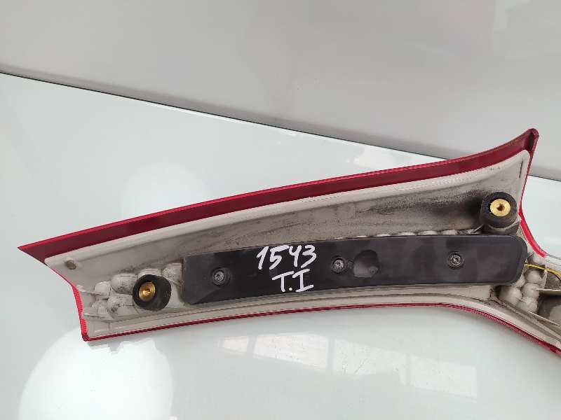 Recambio de piloto trasero izquierdo en porton para volvo xc70 summum awd referencia OEM IAM 009432130120 31095068 2ZR00943213