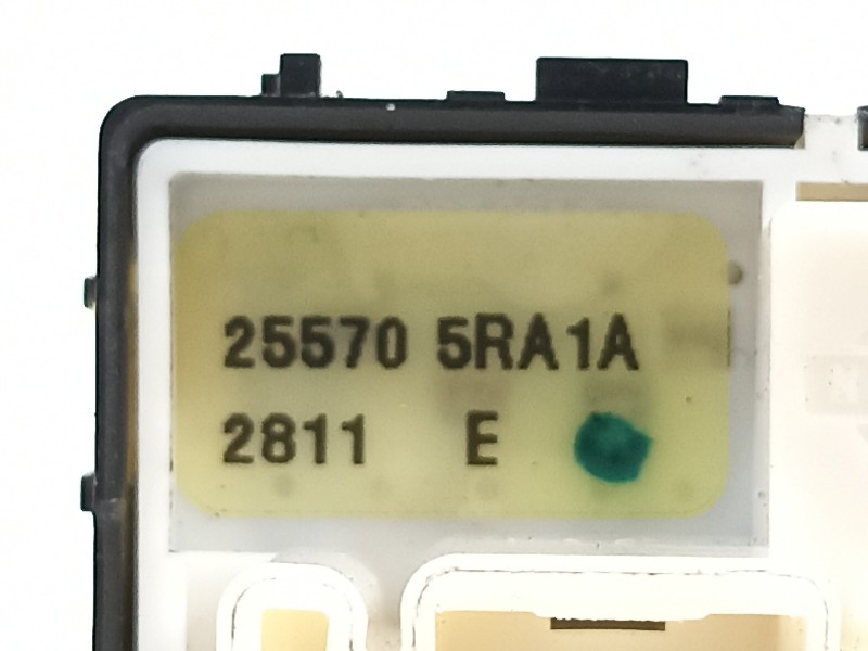 Recambio de mando retrovisor para nissan juke (f16) referencia OEM IAM 255705RA1A  