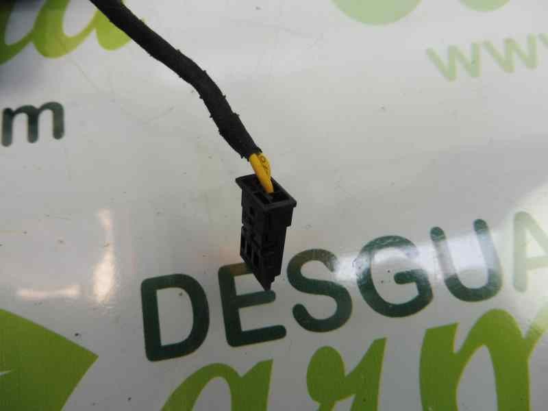 Recambio de mando volante para mercedes-benz clase cla (w117) cla 220 cdi (117.303) referencia OEM IAM 2185400762 2185400662 