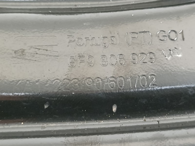 Recambio de travesaño superior para seat arona xperience referencia OEM IAM 6F9806929  