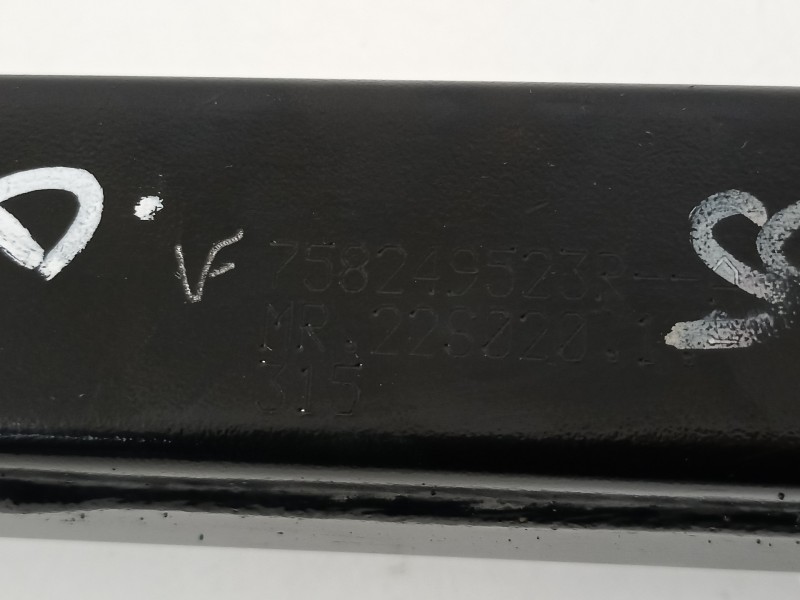 Recambio de punta chasis delantera para nissan juke (f16) referencia OEM IAM 758249523R  