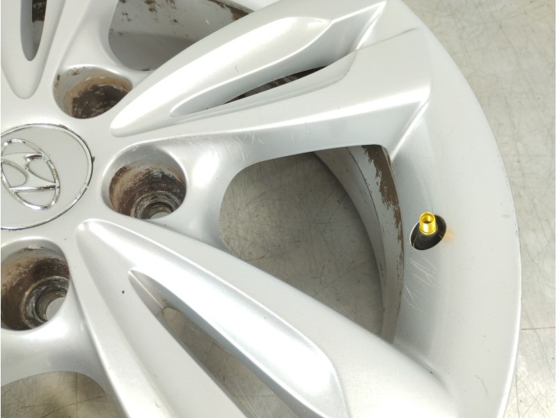 Recambio de llanta para hyundai ix35 classic 2wd referencia OEM IAM 529102S200  