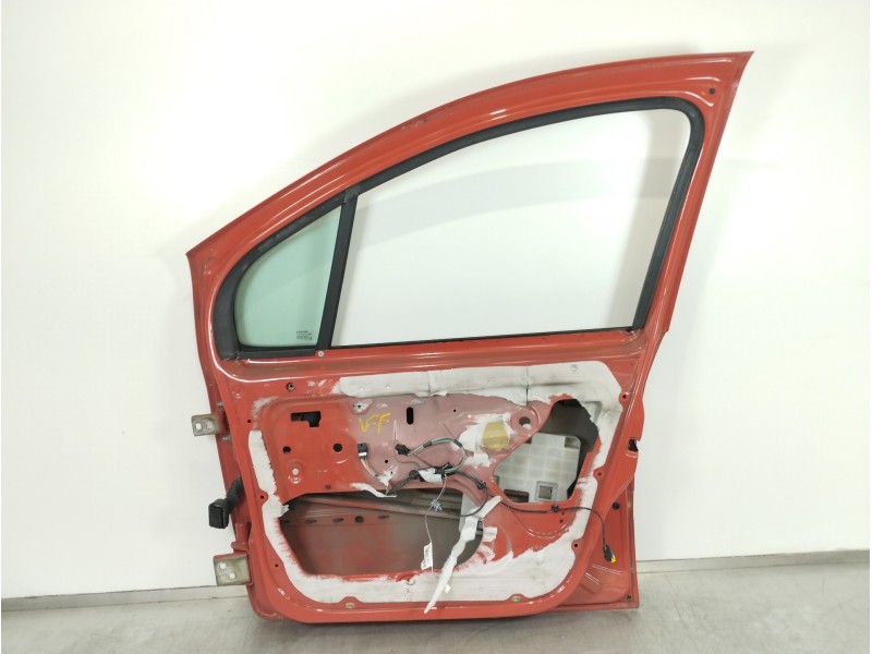 Recambio de puerta delantera derecha para renault modus authentique referencia OEM IAM 7751475518  