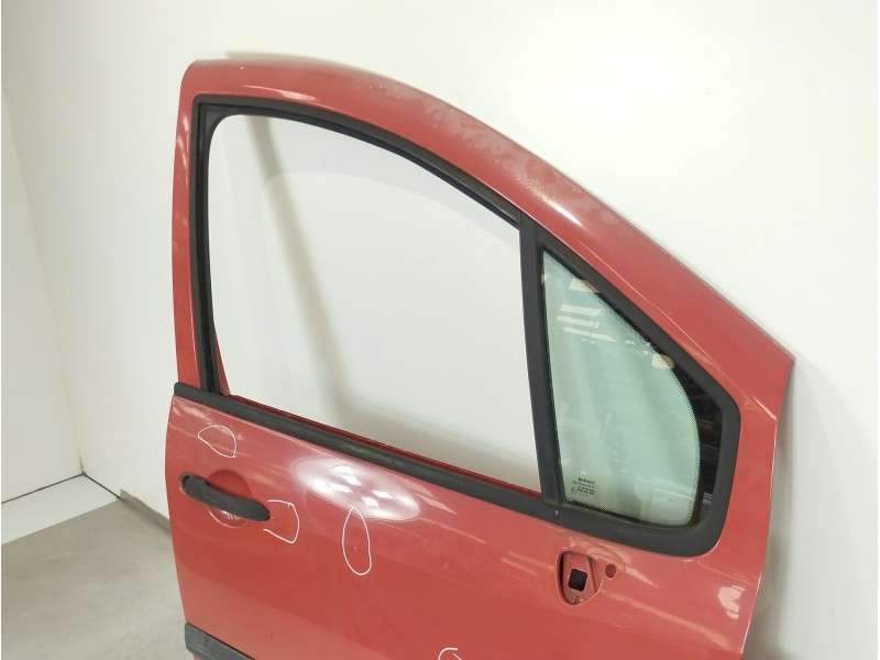 Recambio de puerta delantera derecha para renault modus authentique referencia OEM IAM 7751475518  