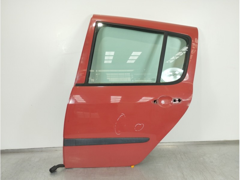 Recambio de puerta trasera izquierda para renault modus authentique referencia OEM IAM 7751475519  