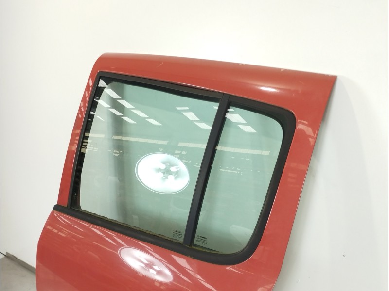 Recambio de puerta trasera izquierda para renault modus authentique referencia OEM IAM 7751475519  