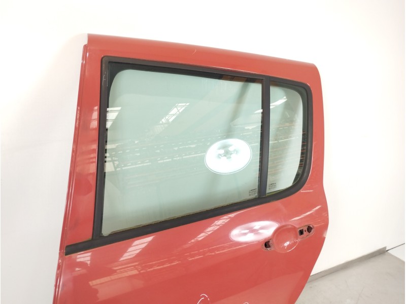 Recambio de puerta trasera izquierda para renault modus authentique referencia OEM IAM 7751475519  