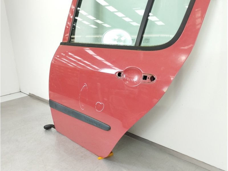 Recambio de puerta trasera izquierda para renault modus authentique referencia OEM IAM 7751475519  