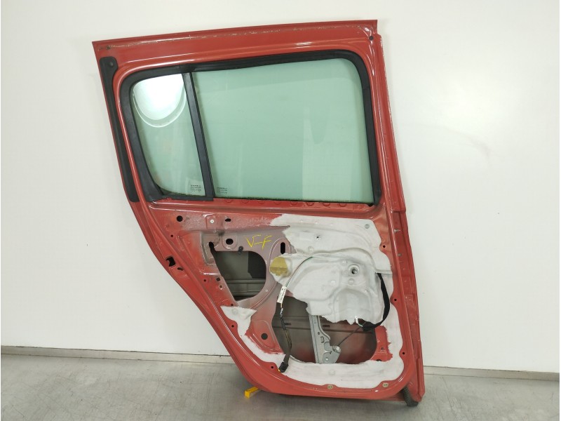 Recambio de puerta trasera izquierda para renault modus authentique referencia OEM IAM 7751475519  