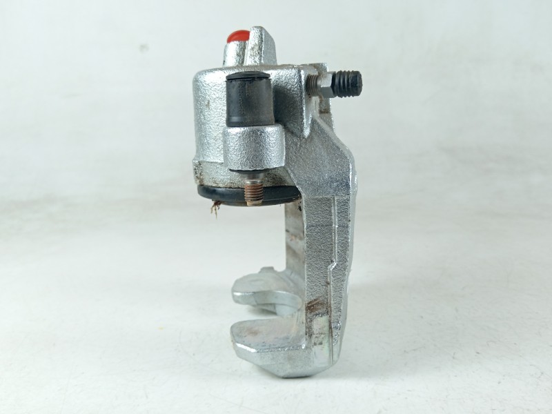 Recambio de pinza freno delantera derecha para seat ibiza (kj1) fr referencia OEM IAM 2Q0615106AH  