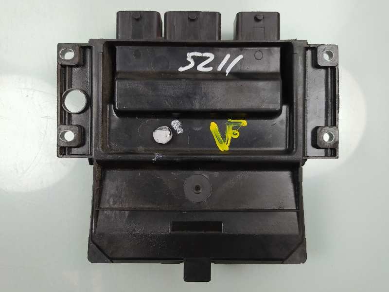 Recambio de centralita motor uce para renault clio iii expression referencia OEM IAM 8200911560 8200909666 