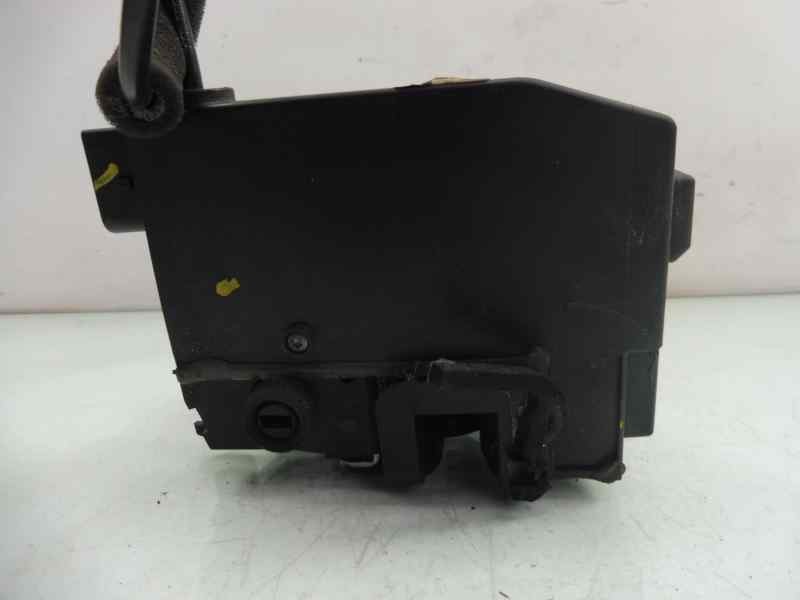 Recambio de cerradura puerta trasera derecha para peugeot 308 access referencia OEM IAM 9807954780  