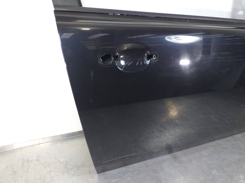 Recambio de puerta delantera derecha para volvo c30 1.6 d drive kinetic referencia OEM IAM 31335484  