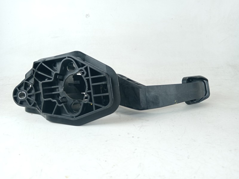 Recambio de pedal embrague para seat ibiza (kj1) fr referencia OEM IAM 2Q1721059H  