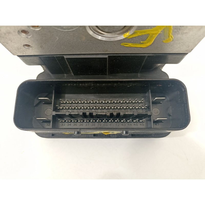 Recambio de abs para volvo c30 1.6 d drive kinetic referencia OEM IAM AV612C405CB 10.P212-0500.4 