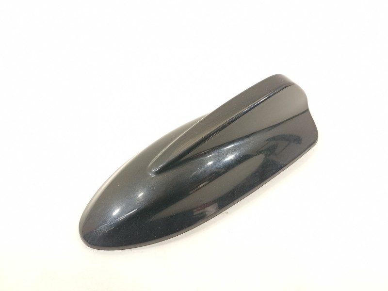 Recambio de moldura para volvo c30 1.6 d drive kinetic referencia OEM IAM 28076693  