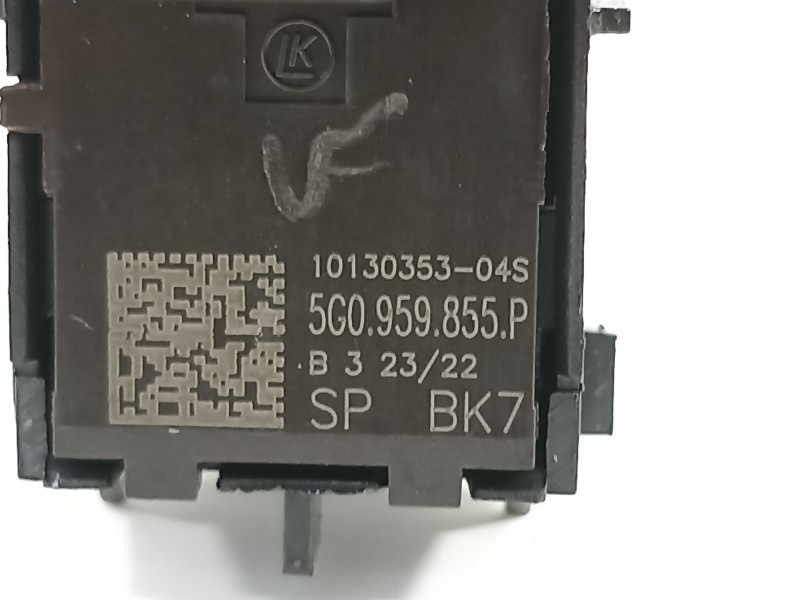 Recambio de mando elevalunas trasero derecho para seat arona xperience referencia OEM IAM 5G0959855P  
