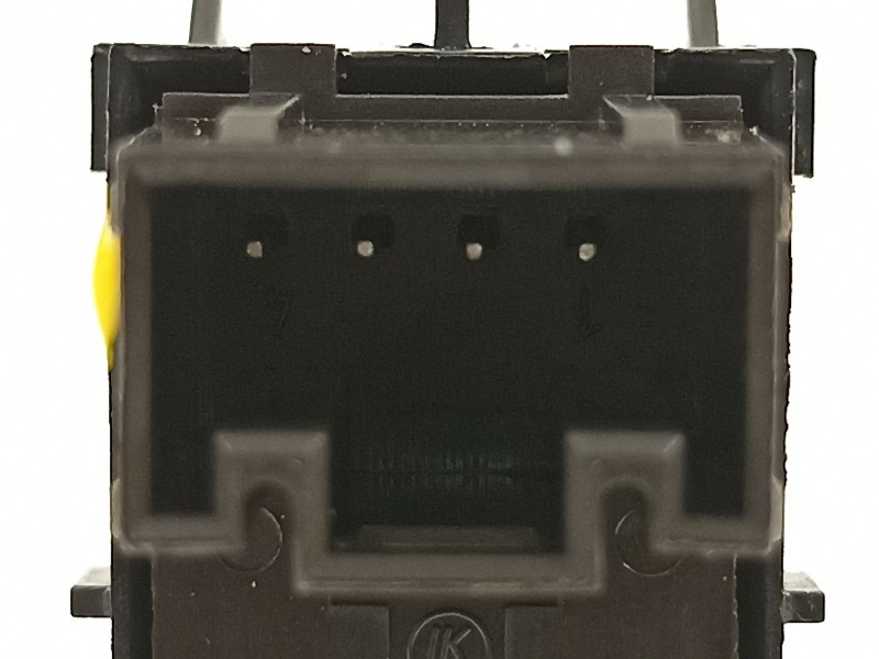 Recambio de mando elevalunas trasero derecho para seat arona xperience referencia OEM IAM 5G0959855P  