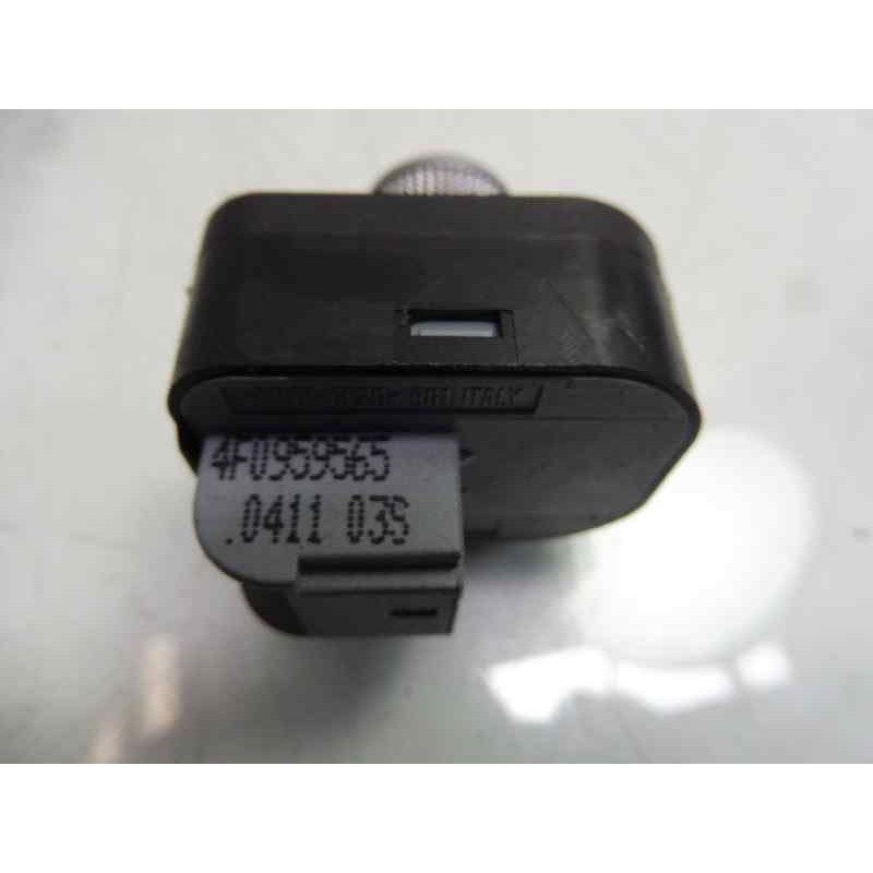 Recambio de mando retrovisor para audi a3 sportback (8p) 2.0 tdi attraction (dpf) referencia OEM IAM 4F0959565  