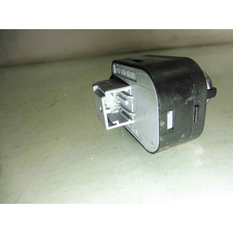 Recambio de mando retrovisor para audi a3 sportback (8p) 2.0 tdi attraction (dpf) referencia OEM IAM 4F0959565  