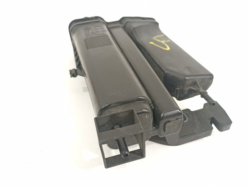 Recambio de filtro carbono activo para seat ibiza (kj1) reference referencia OEM IAM 2Q0201801  