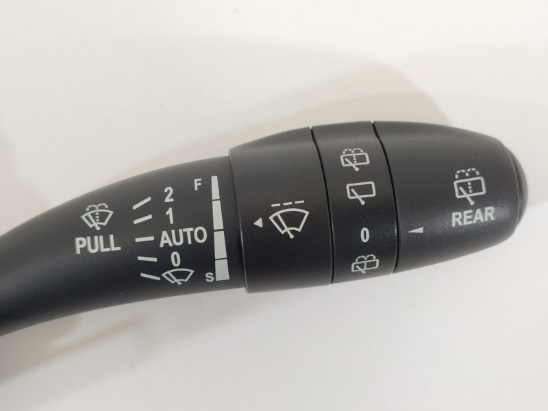 Recambio de mando limpia para kia cee´d active referencia OEM IAM 934201H300  