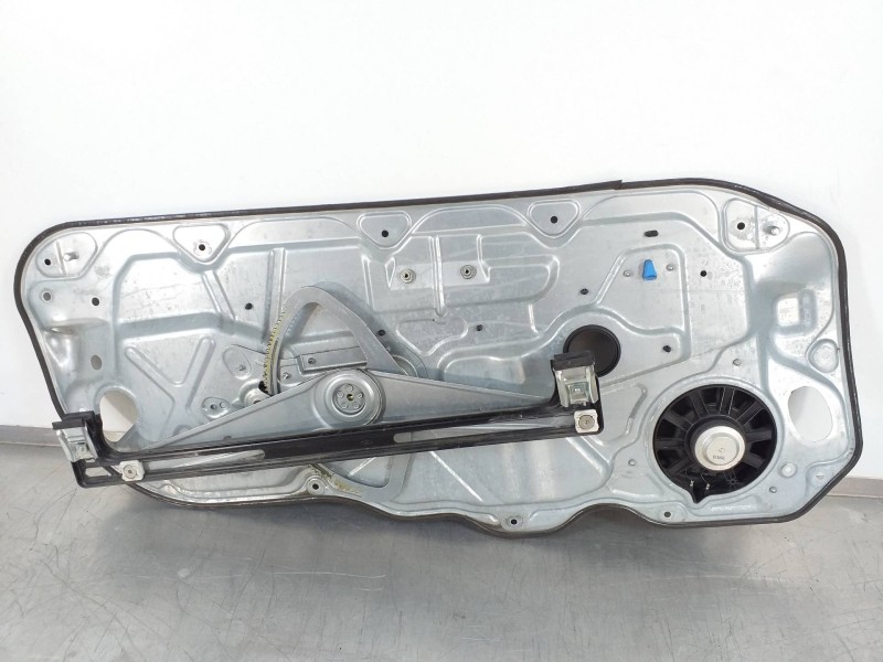Recambio de elevalunas delantero derecho para volvo c30 1.6 d drive kinetic referencia OEM IAM 8679979 31295174AA 2186918