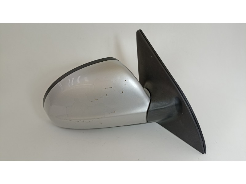Recambio de retrovisor derecho para kia cee´d active referencia OEM IAM 876201H150  