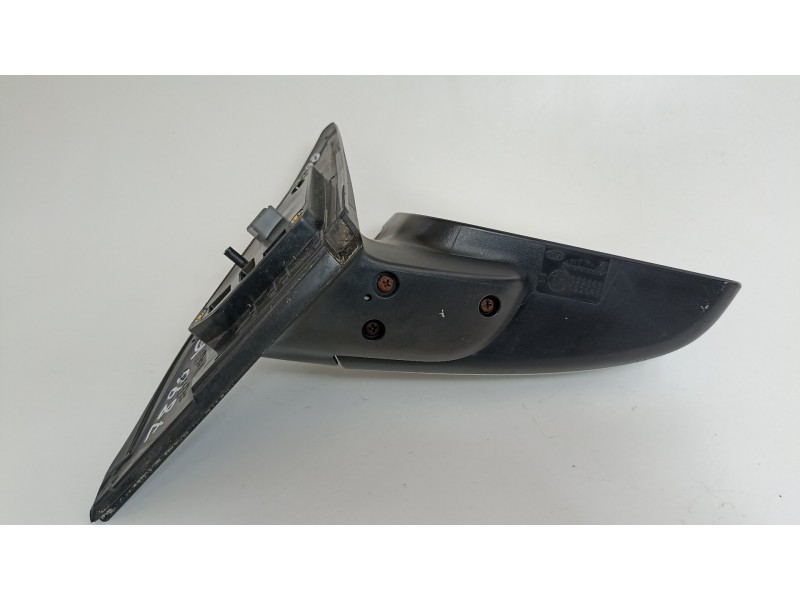 Recambio de retrovisor derecho para kia cee´d active referencia OEM IAM 876201H150  