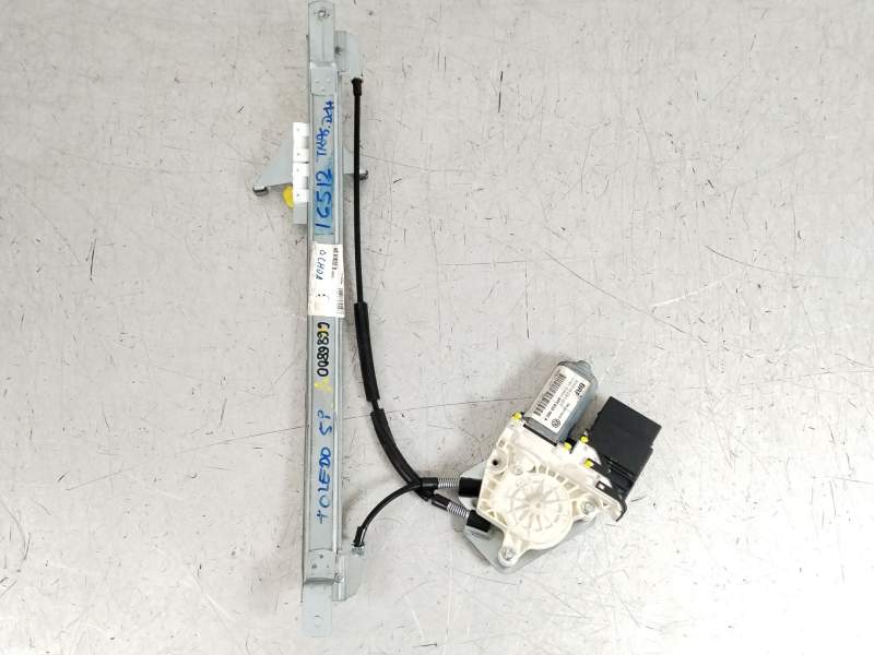 ELEVALUNAS TRASERO DERECHO 5P0839462A 1K0959704E 