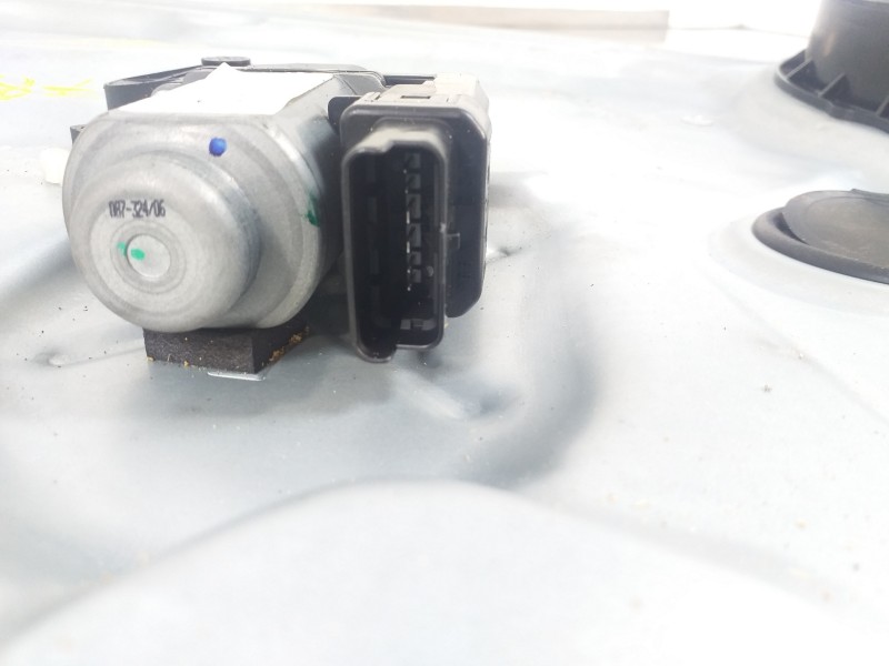 Recambio de elevalunas delantero derecho para kia cee´d active referencia OEM IAM 824801H070  