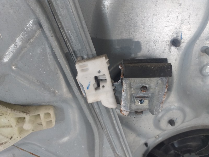 Recambio de elevalunas delantero derecho para kia cee´d active referencia OEM IAM 824801H070  