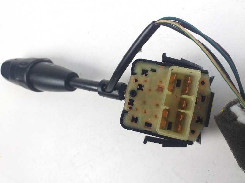 Recambio de mando limpia para chevrolet aveo ls referencia OEM IAM 96810070 5283PD1000  Recambio de mando limpia para chevrolet aveo ls referencia OEM IAM 96810070 5283PD1000