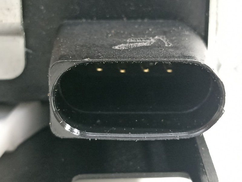 Recambio de cerradura maletero / porton para volkswagen up gti referencia OEM IAM 1S0827645  