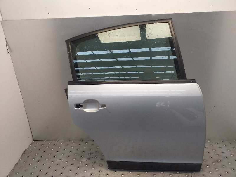 Recambio de puerta trasera derecha para citroën c4 berlina collection referencia OEM IAM 9008N4  