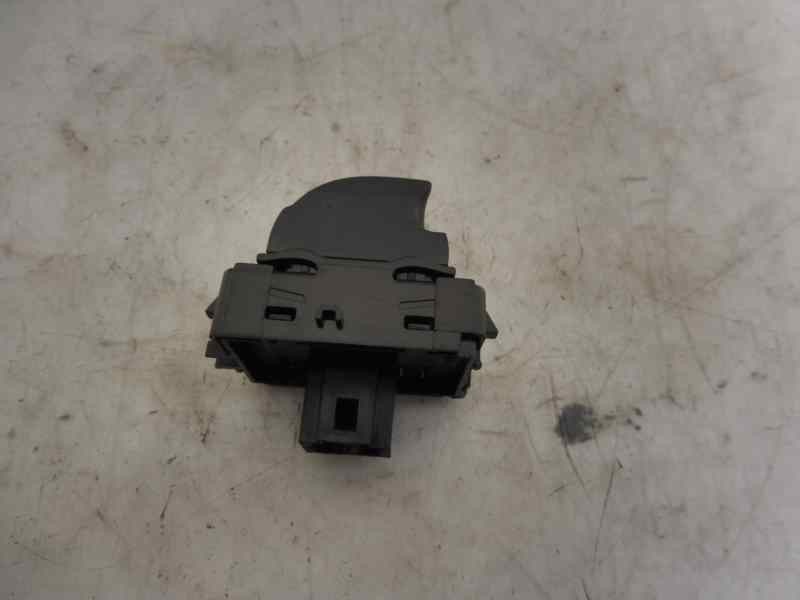 Recambio de mando elevalunas delantero derecho para renault megane iv berlina 5p life referencia OEM IAM 254214896R  