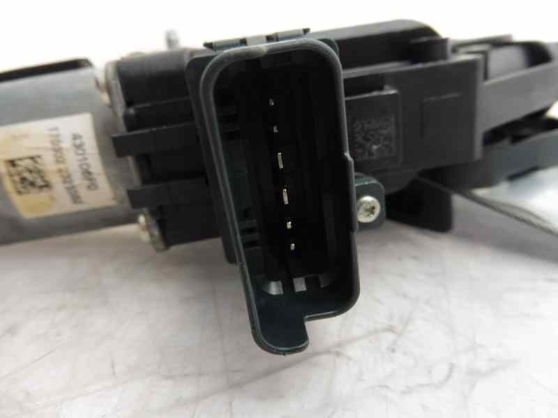 Recambio de elevalunas delantero izquierdo para renault megane iv berlina 5p life referencia OEM IAM 807215959R  